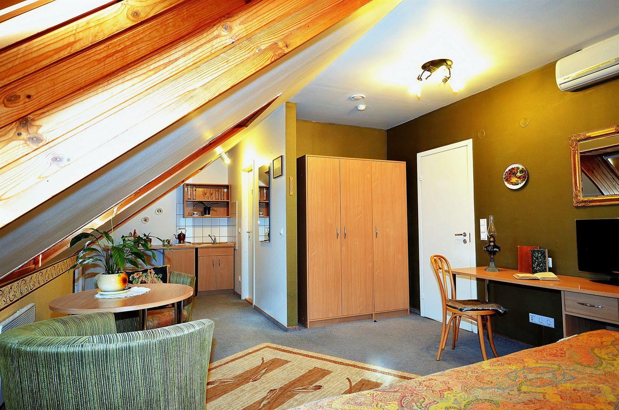 Angel Town Hall Apartments ヴィリニュス エクステリア 写真